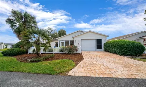 2584 Acosta Ct, The Villages, FL 32162