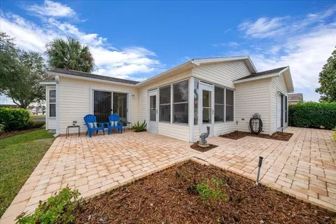 2584 Acosta Ct, The Villages, FL 32162