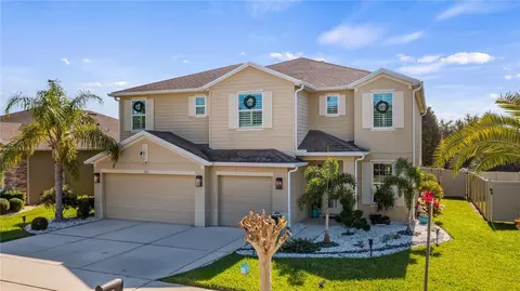 736 Lake Douglas Dr, Groveland, FL 34736