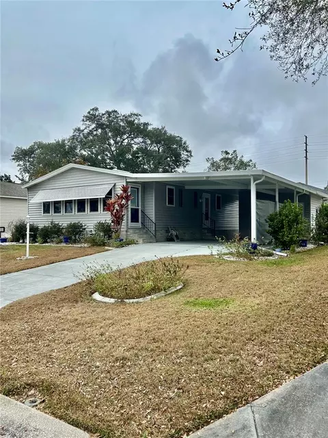 729 Camelia Ct, The Villages, FL 32159