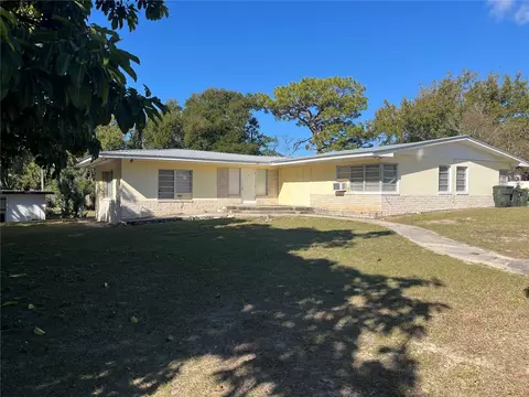 214 W Osceola St, Clermont, FL 34711