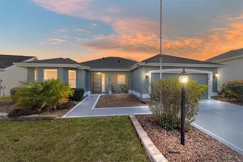 1211 Cabella Cir, The Villages, FL 32159