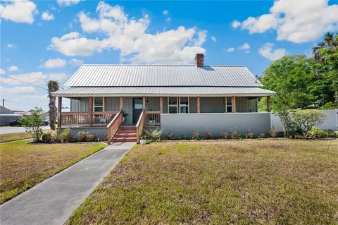 113 W Noble Ave, Bushnell, FL 33513