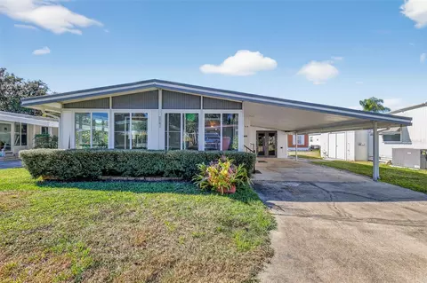 790 Sandi Dr, Leesburg, FL 34788