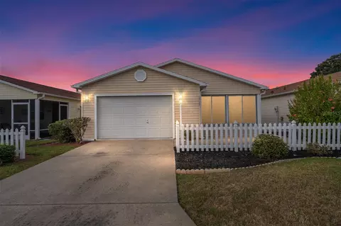 1717 Moreno Pl, The Villages, FL 32159