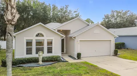 2406 Tealwood Cir, Tavares, FL 32778