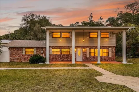 11 Reyes Rd, Deland, FL 32724