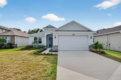 Exterior - 2046 Wallingford Loop, Mount Dora, FL 32757 photo 3 of 9