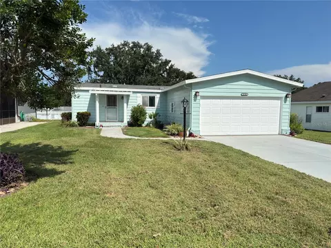 25100 Pine Hl, Leesburg, FL 34748