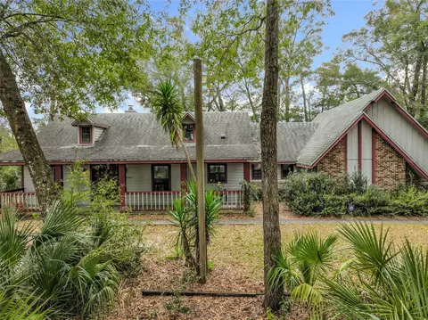 30845 Deal Dr, Sorrento, FL 32776