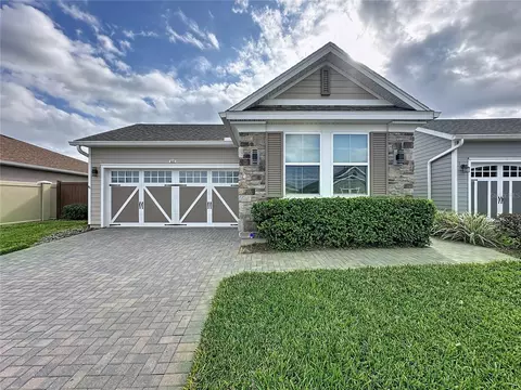 422 Alcove Dr, Groveland, FL 34736