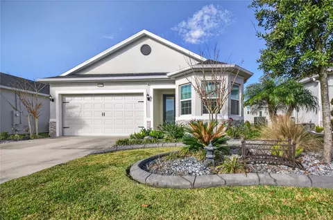 8677 Bridgeport Bay Cir, Mount Dora, FL 32757