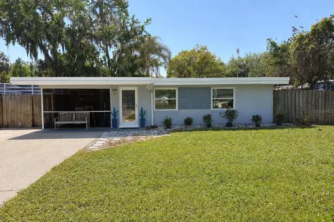 8150 Spring Dr, Yalaha, FL 34797