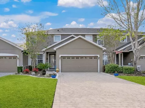 24008 Sardinia Dr, Sorrento, FL 32776