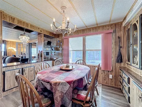 1311 Mohawk Cir, Tavares, FL 32778