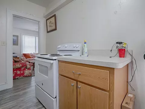 Kitchen - 426 E Citrus Ave, Eustis, FL 32726 photo 3 of 9