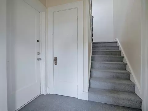 Entry Way - 426 E Citrus Ave, Eustis, FL 32726 photo 1 of 3