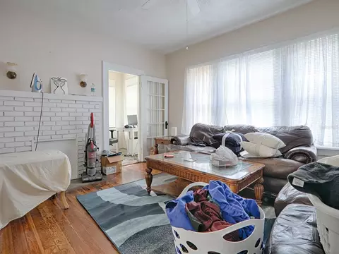Living - 426 E Citrus Ave, Eustis, FL 32726 photo 6 of 7