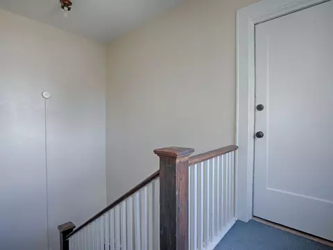 Entry Way - 426 E Citrus Ave, Eustis, FL 32726 photo 3 of 3
