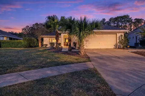 2250 Chase Ct, Mount Dora, FL 32757