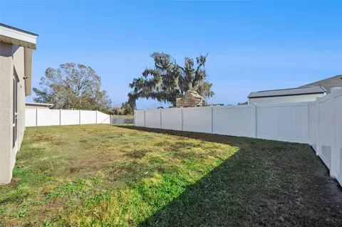 Exterior - 2015 Orange Ave, Saint Cloud, FL 34769 photo 6 of 10