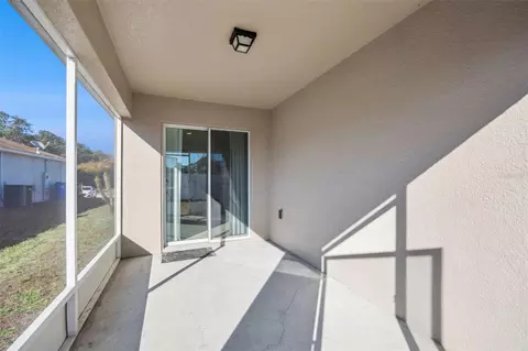 Exterior - 2015 Orange Ave, Saint Cloud, FL 34769 photo 4 of 10