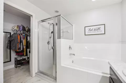 Bath - 2015 Orange Ave, Saint Cloud, FL 34769 photo 1 of 3
