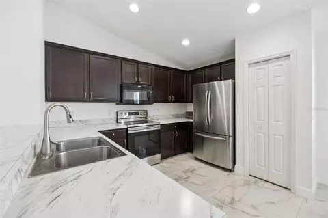 Kitchen - 2015 Orange Ave, Saint Cloud, FL 34769 photo 1 of 3