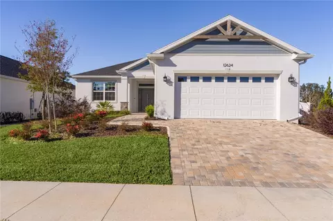 12624 NE 49th Dr, Oxford, FL 34484