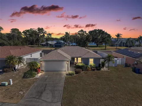 1088 Brenton Manor Dr, Winter Haven, FL 33881