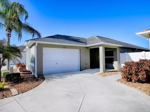 1733 Waterbury Pl, The Villages, FL 32163