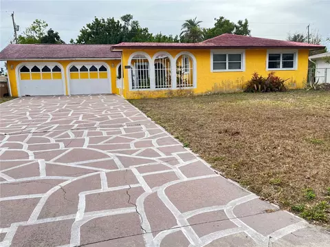 1310 SE 43rd Ter, Cape Coral, FL 33904