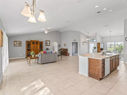 Living - 1907 NW 85th Loop, Ocala, FL 34475 photo 6 of 6