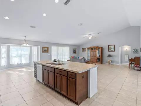 Kitchen - 1907 NW 85th Loop, Ocala, FL 34475 photo 5 of 6