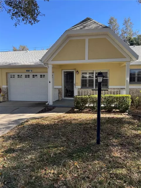 9587 SW 84th Ter #D, Ocala, FL 34481