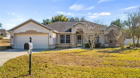 13136 Lakewind Dr, Clermont, FL 34711