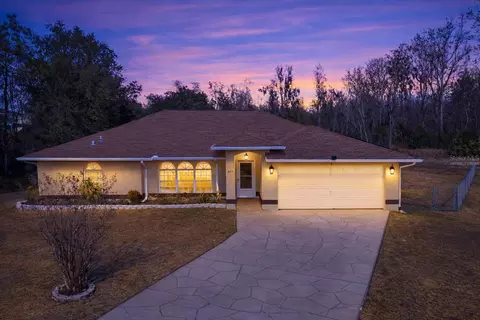 929 Louvre Ct, Kissimmee, FL 34759