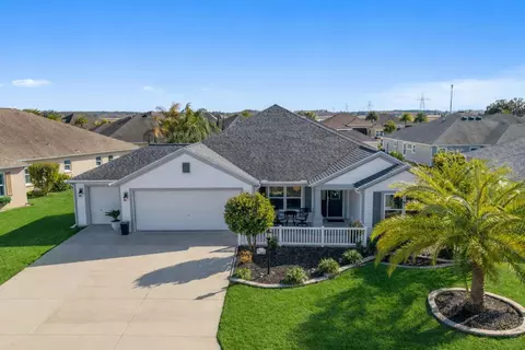 1194 Mcdonough Pl, The Villages, FL 32163