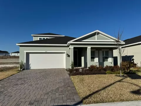 367 Hammocks Oak Blvd, Lady Lake, FL 32159