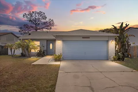 8954 Valencia Gardens Dr, Orlando, FL 32825