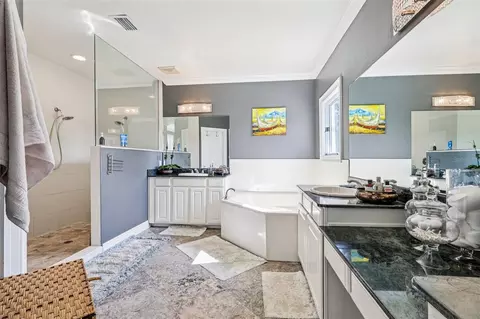Bath - 36530 Lazy B Ln, Eustis, FL 32736 photo 7 of 11