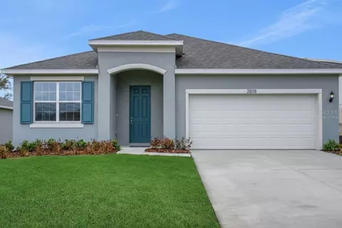 2878 Supermarine Rd, Tavares, FL 32778