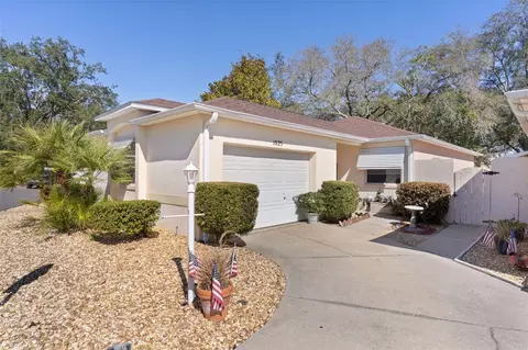 1025 Avalon Ave, The Villages, FL 32159