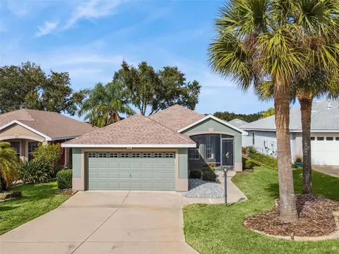 6002 Armada St, Tavares, FL 32778