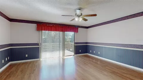 Living - 13 Hermosa Dr, Eustis, FL 32726 photo 7 of 15