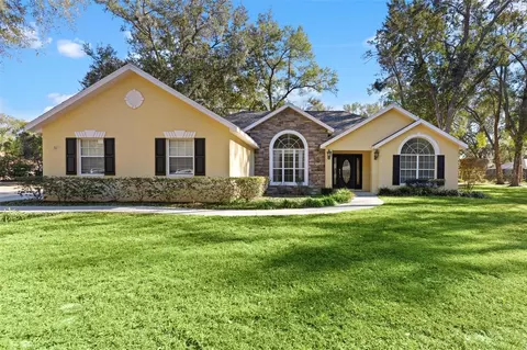 1803 Otters Pond Rd, Fruitland Park, FL 34731