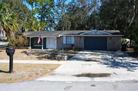 2071 Canal Rd, Deltona, FL 32738