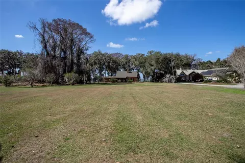 31035 Cove Rd, Tavares, FL 32778