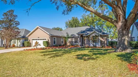 Exterior - 19337 Spring Oak Dr, Eustis, FL 32736 photo 3 of 14