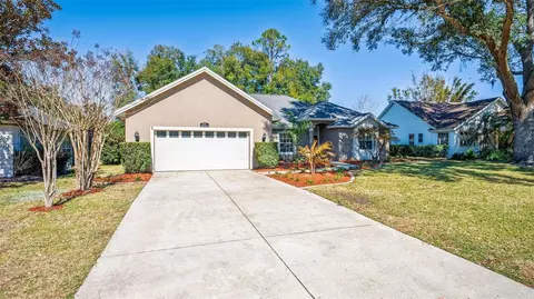 Exterior - 19337 Spring Oak Dr, Eustis, FL 32736 photo 13 of 14